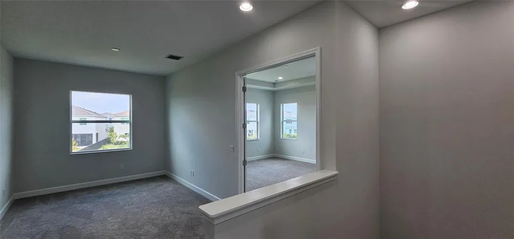 5461 EMPIRE DRIVE 
