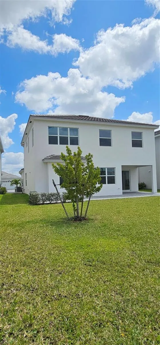5461 EMPIRE DRIVE 