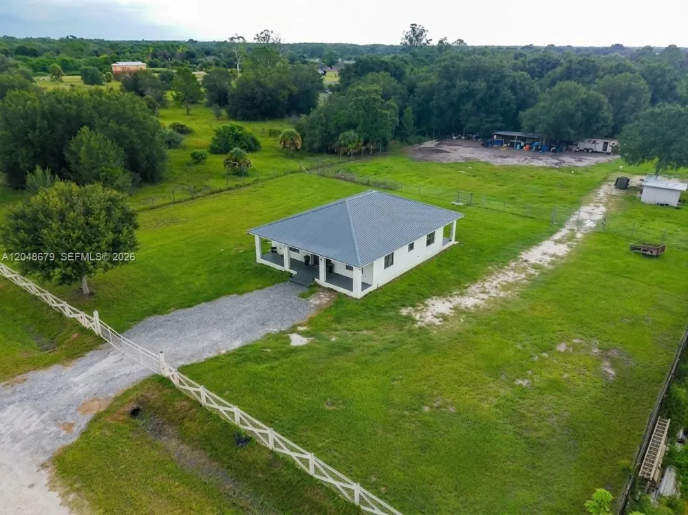 525 Granja ST Clewiston, FL 33440