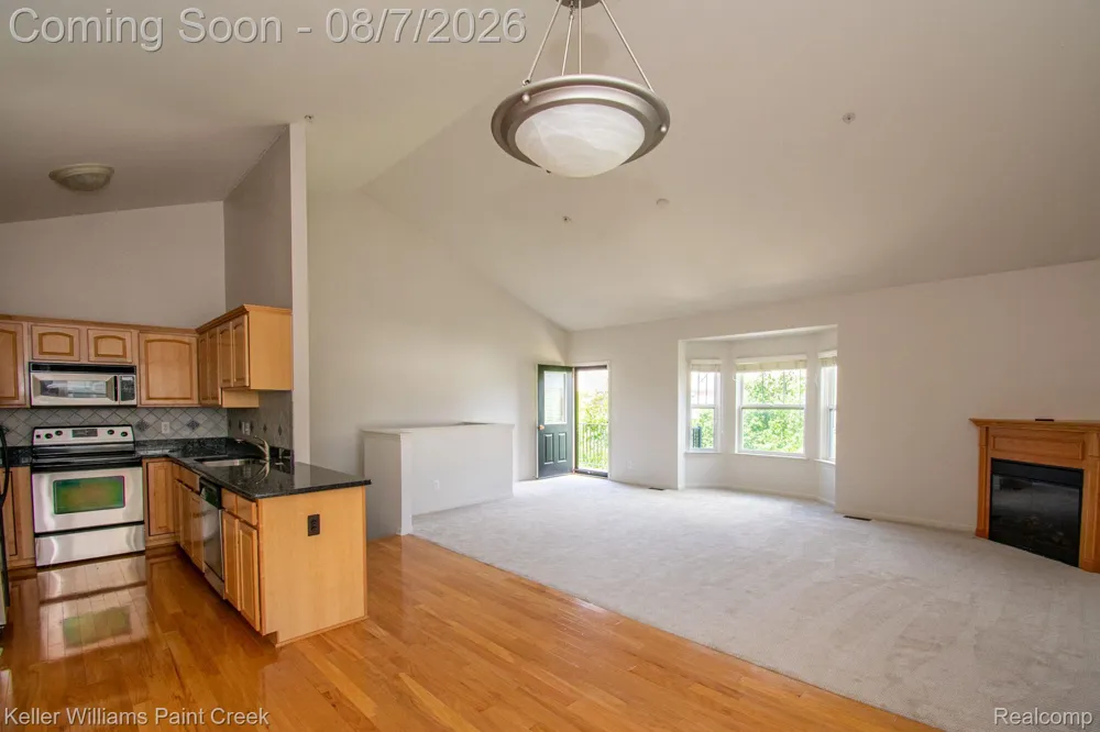 25564 PORTICO LANE #84 Novi City, MI 48375