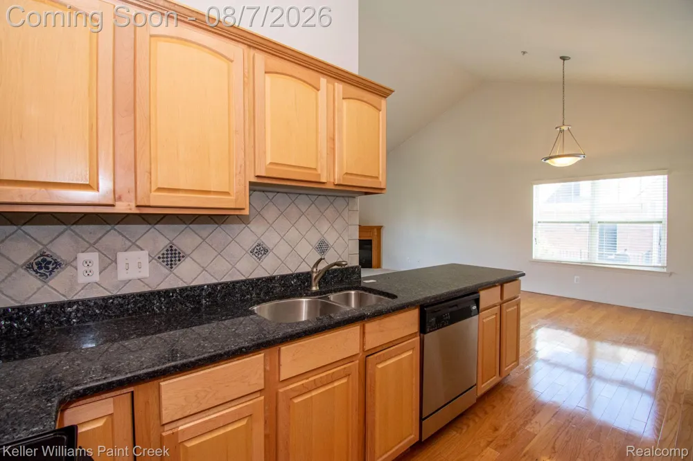 25564 PORTICO LANE #84 Novi City, MI 48375