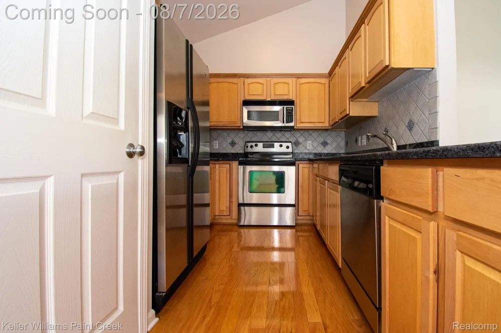 25564 PORTICO LANE #84 Novi City, MI 48375