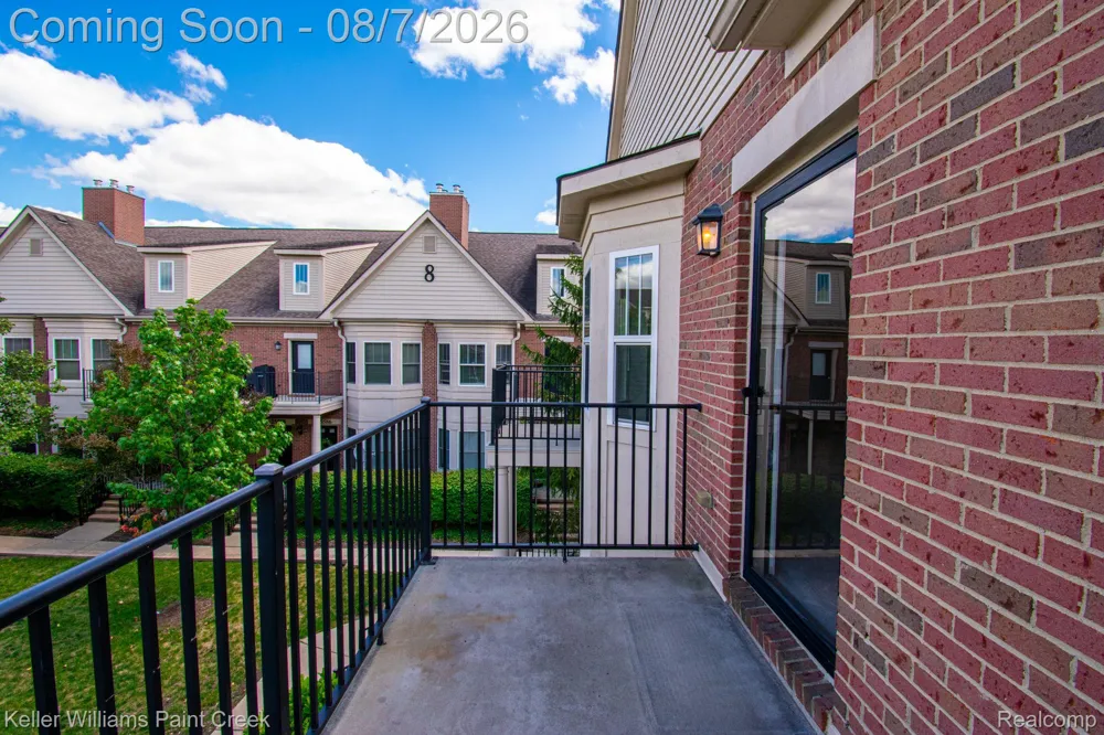 25564 PORTICO LANE #84 Novi City, MI 48375
