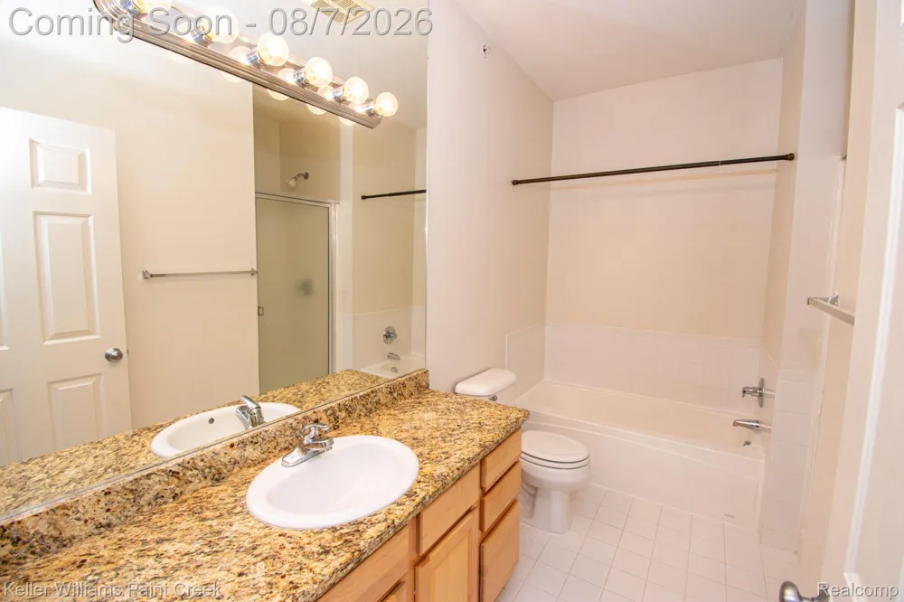 25564 PORTICO LANE #84 Novi City, MI 48375