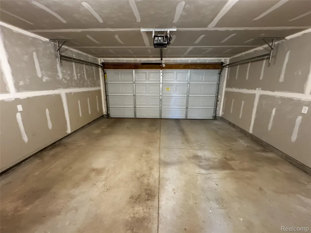 202 Partridge Lane Holly Township, MI 48442
