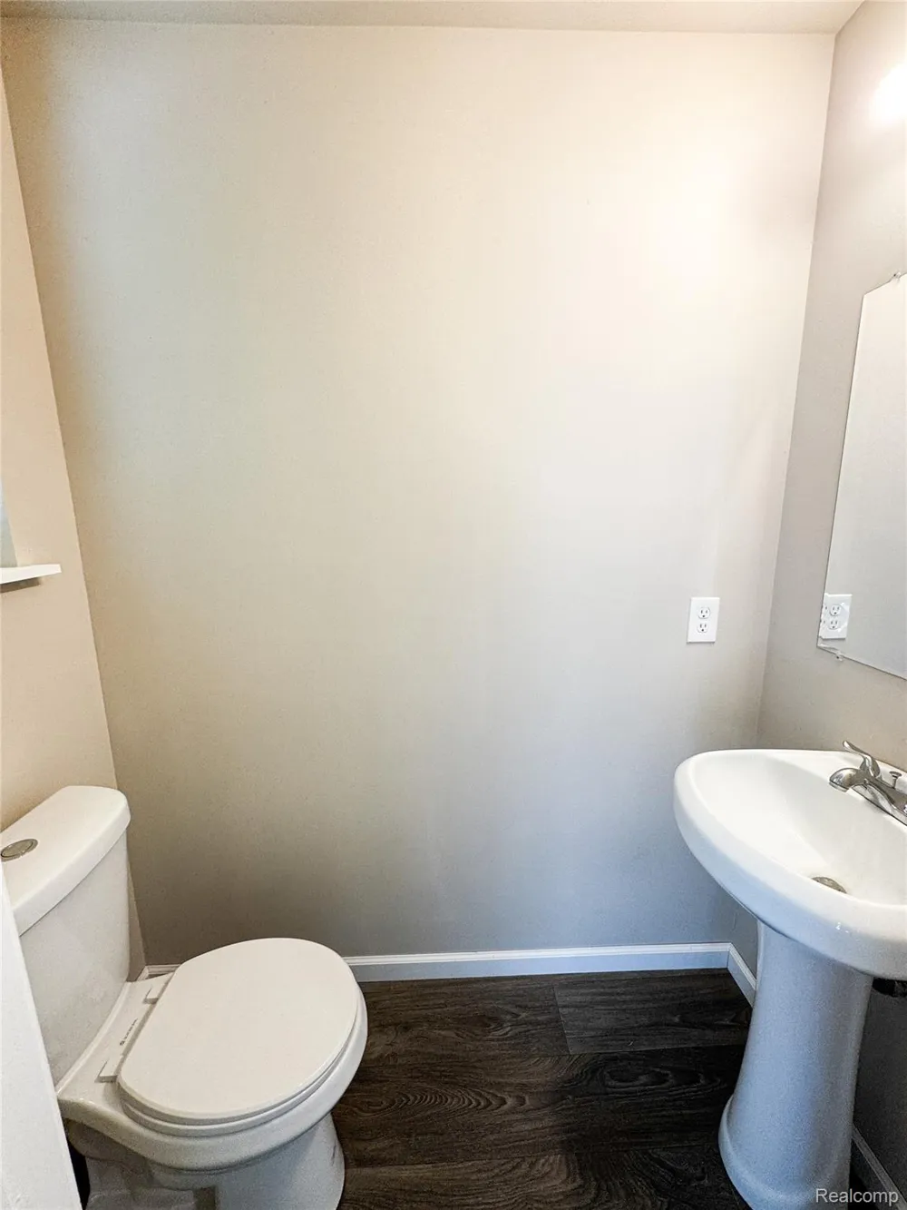 202 Partridge Lane Holly Township, MI 48442