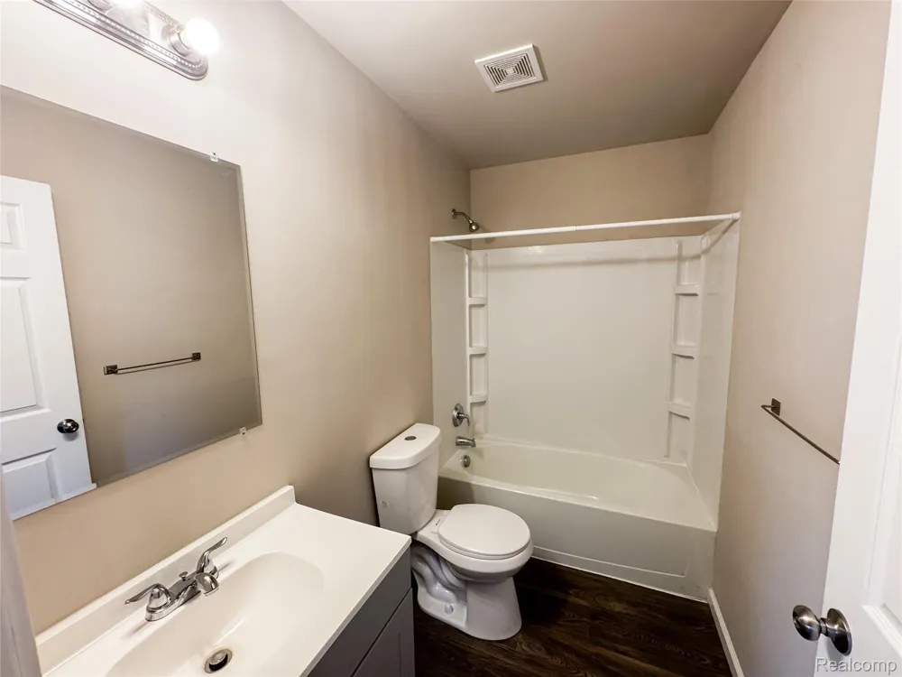202 Partridge Lane Holly Township, MI 48442