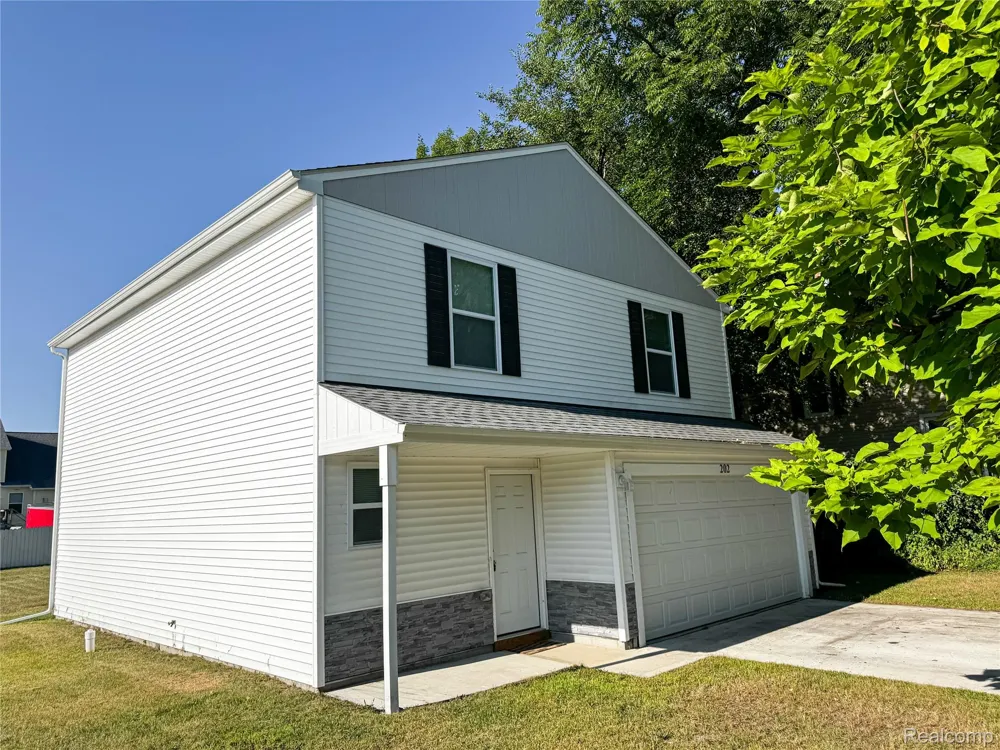202 Partridge Lane Holly Township, MI 48442