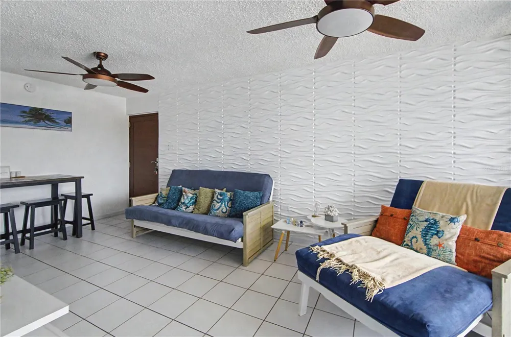 302 OCEAN DRIVE #302 Luquillo, PR 00773