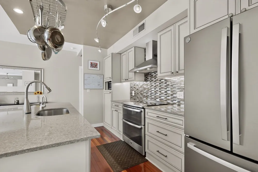 4040 Hall Street #201 Dallas, TX 75219
