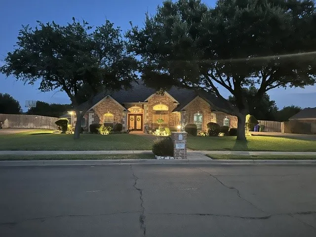 210 Ranchgate Trail Waco, TX 76657