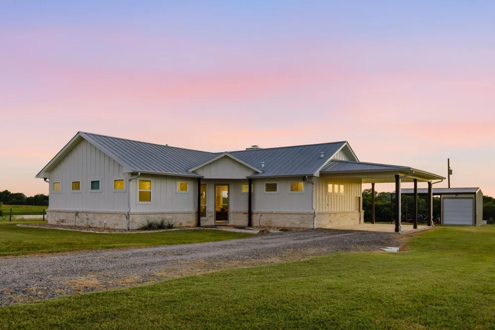 8437 Tottenham Road Chappell Hill, TX 77426