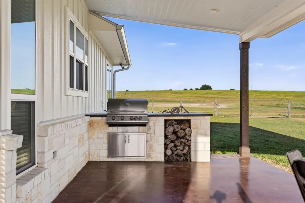 8437 Tottenham Road Chappell Hill, TX 77426