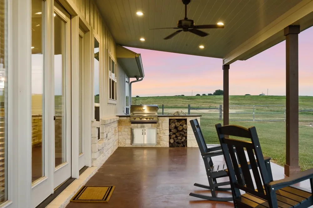 8437 Tottenham Road Chappell Hill, TX 77426