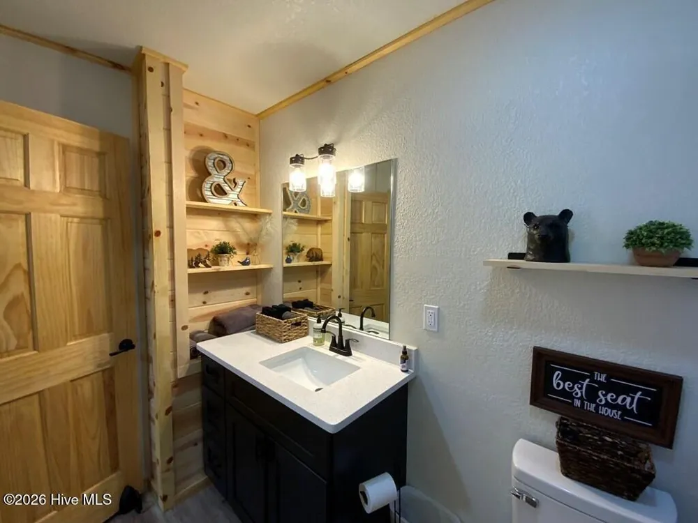 28 Copper Fox Corner Murphy, NC 28906