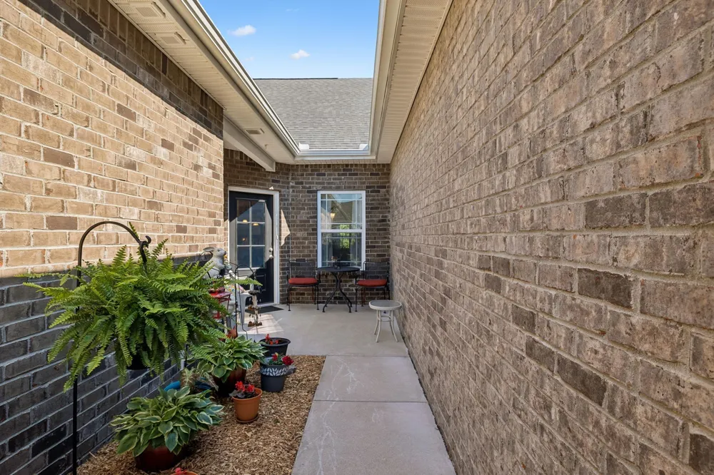 1648 Foston Ln Gallatin, TN 37066