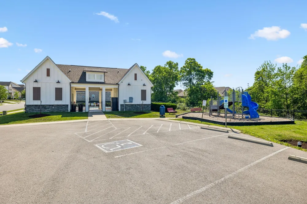 1648 Foston Ln Gallatin, TN 37066