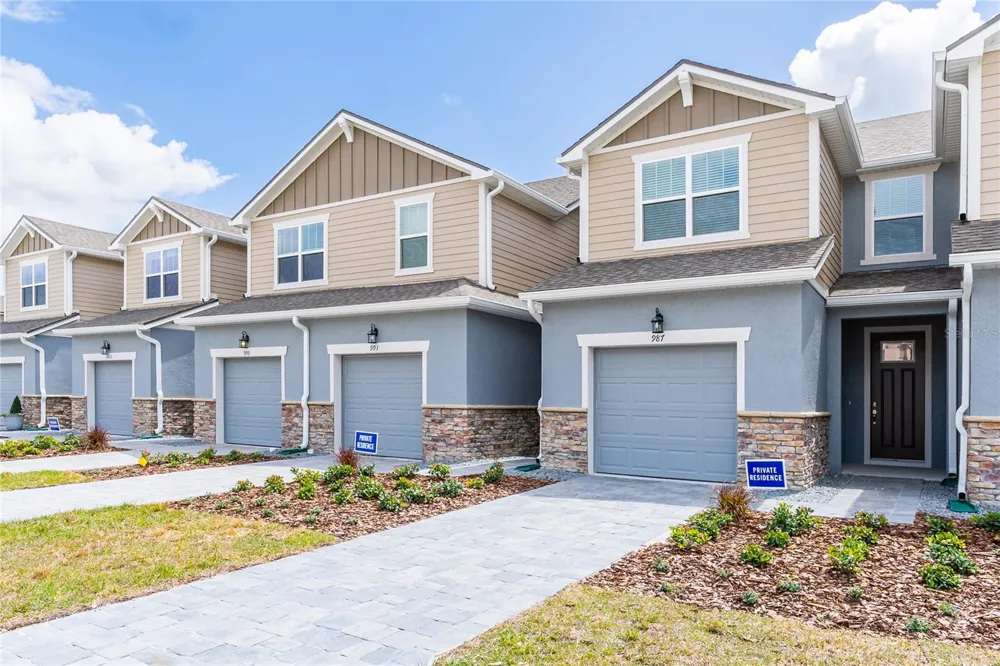 987 SPRING PALMS LOOP Orlando, FL 32828