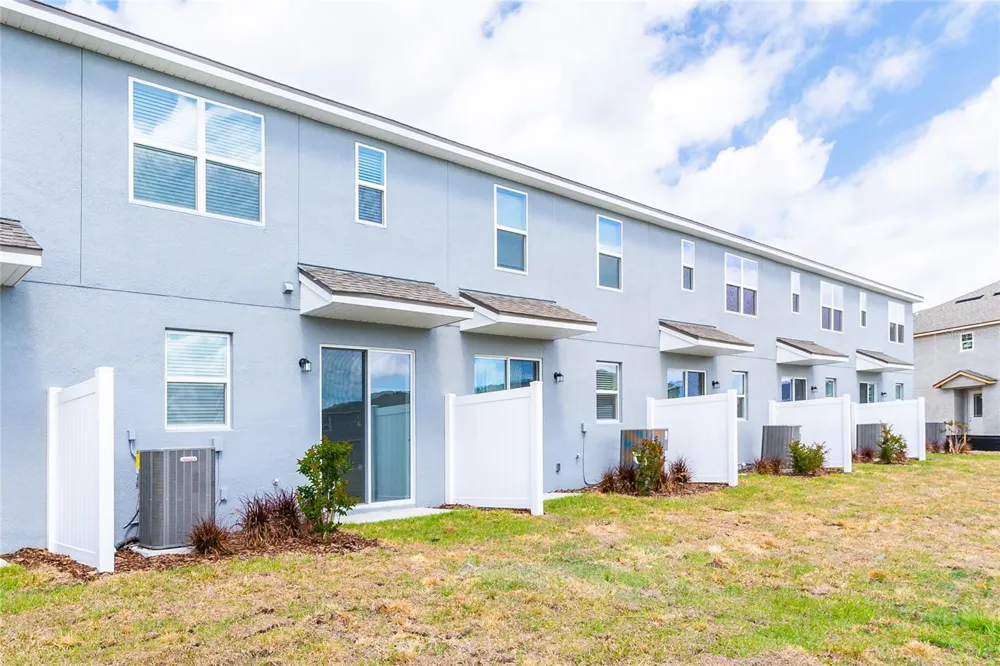 987 SPRING PALMS LOOP Orlando, FL 32828