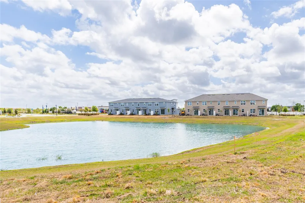 987 SPRING PALMS LOOP Orlando, FL 32828