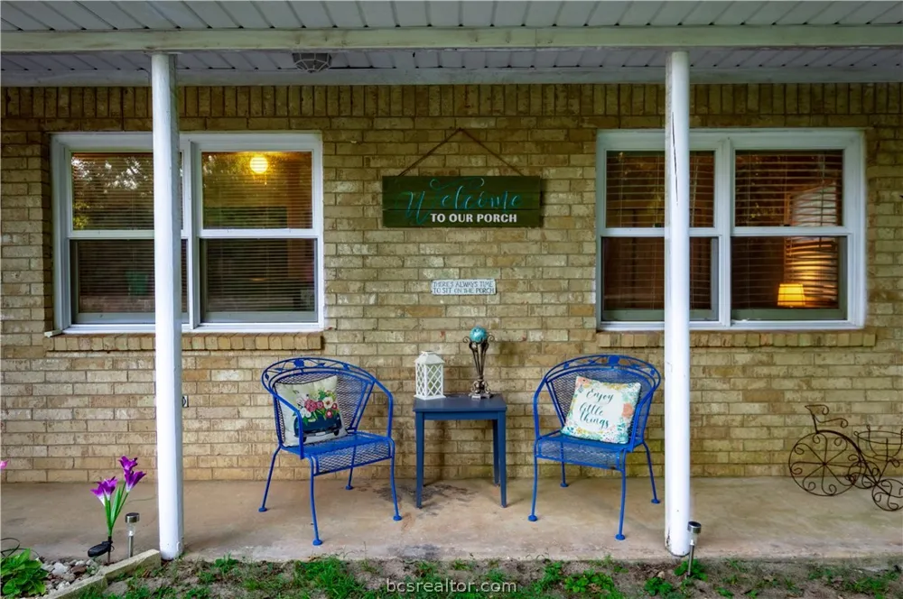 9 Valley View Hilltop Lakes, TX 77871