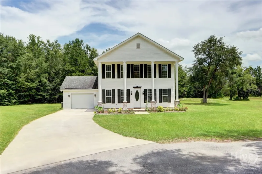 190 Trail S Midway, GA 31320