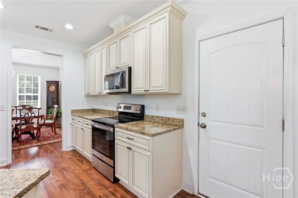 190 Trail S Midway, GA 31320