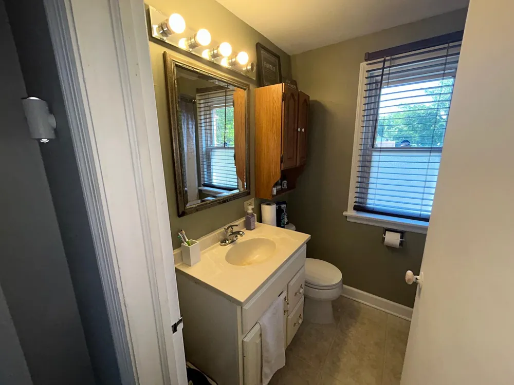 244 Broadmoor Avenue Munster, IN 46321