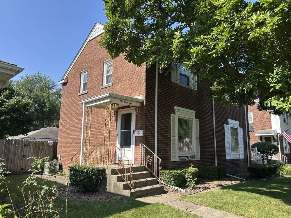 244 Broadmoor Avenue Munster, IN 46321