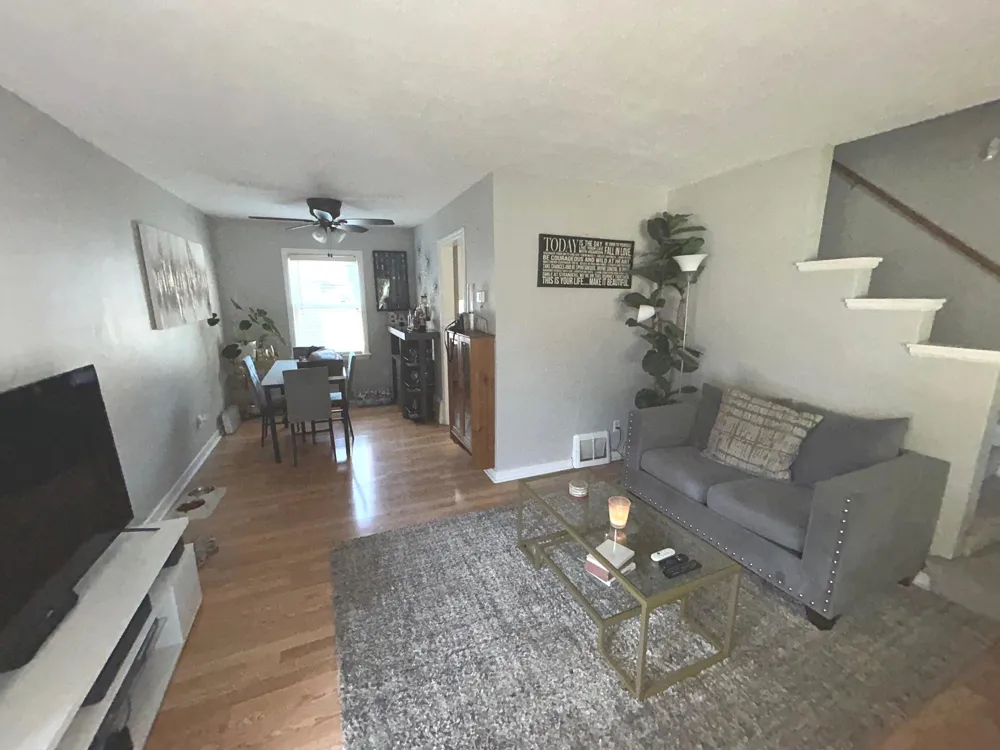244 Broadmoor Avenue Munster, IN 46321