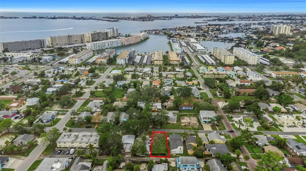 3020 CLINTON STREET S Gulfport, FL 33707