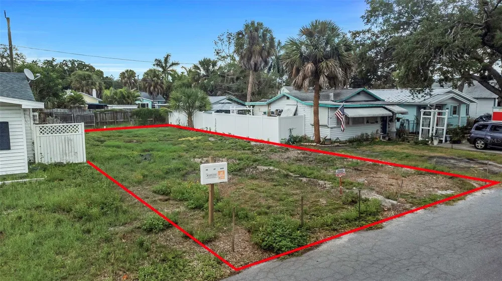 3020 CLINTON STREET S Gulfport, FL 33707