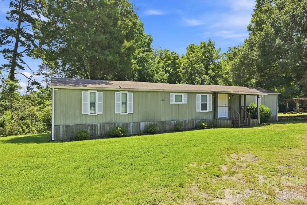 109 Ray Dawn Lane Mooresville, NC 28117