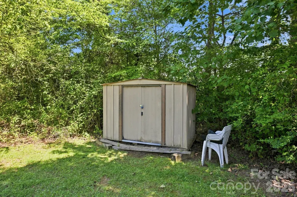 109 Ray Dawn Lane Mooresville, NC 28117