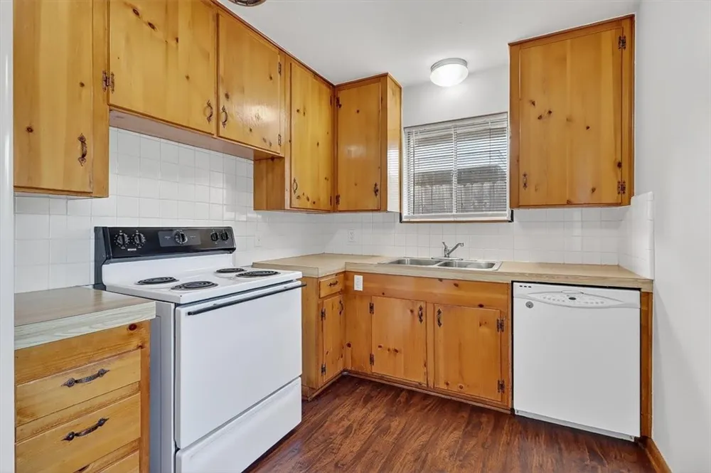 4637 Calvin Drive Corpus Christi, TX 78411