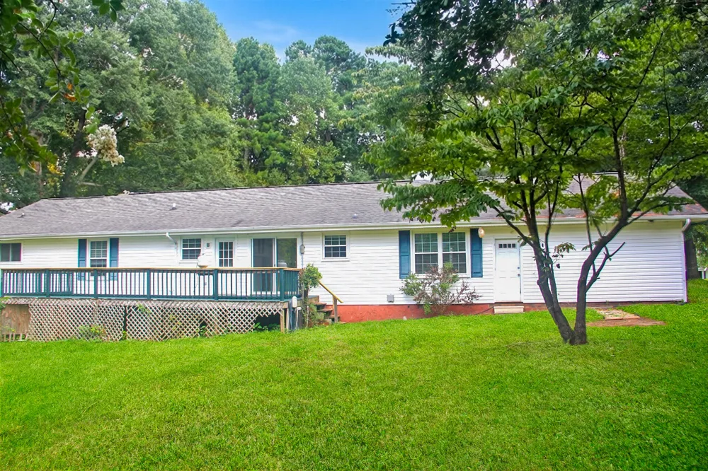 595 Avondale Drive Rocky Face, GA 30740