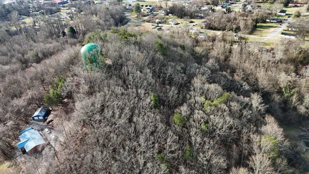 822 W Bates Street Rockwood, TN 37854