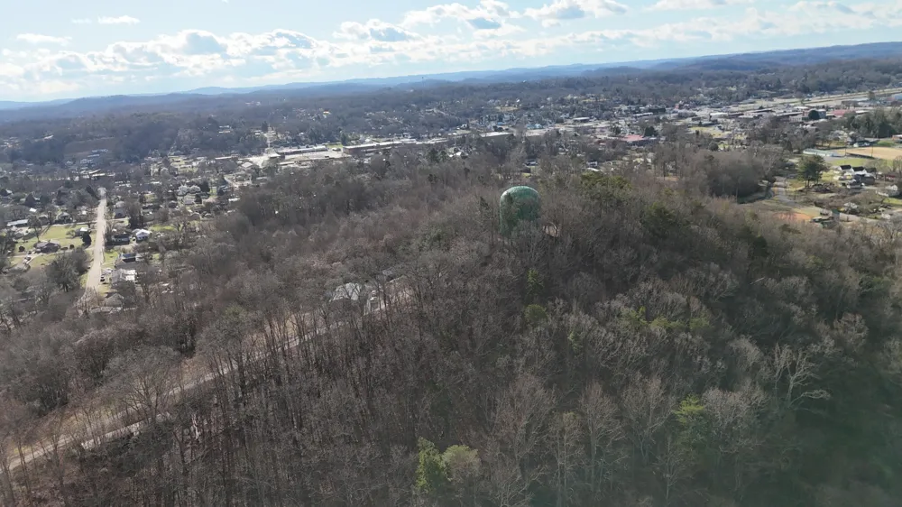 822 W Bates Street Rockwood, TN 37854