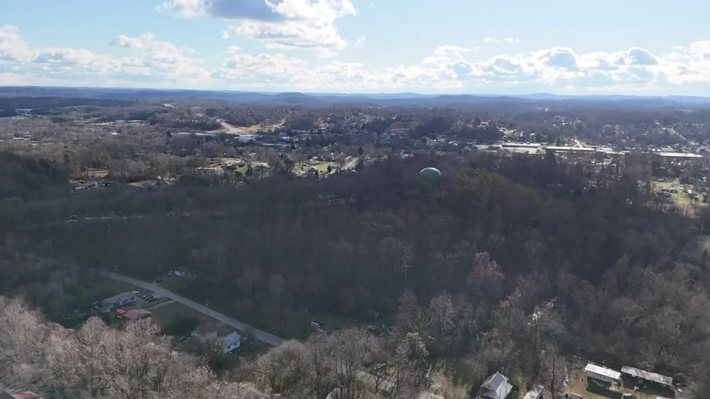 822 W Bates Street Rockwood, TN 37854