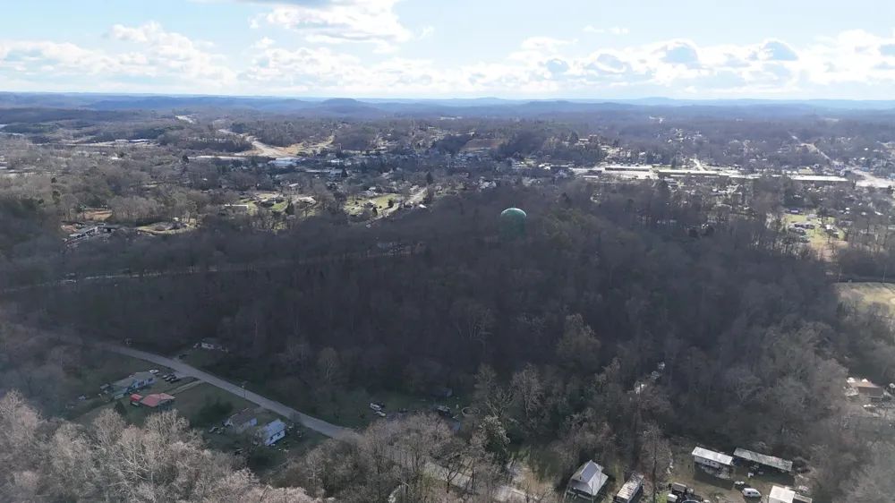 822 W Bates Street Rockwood, TN 37854