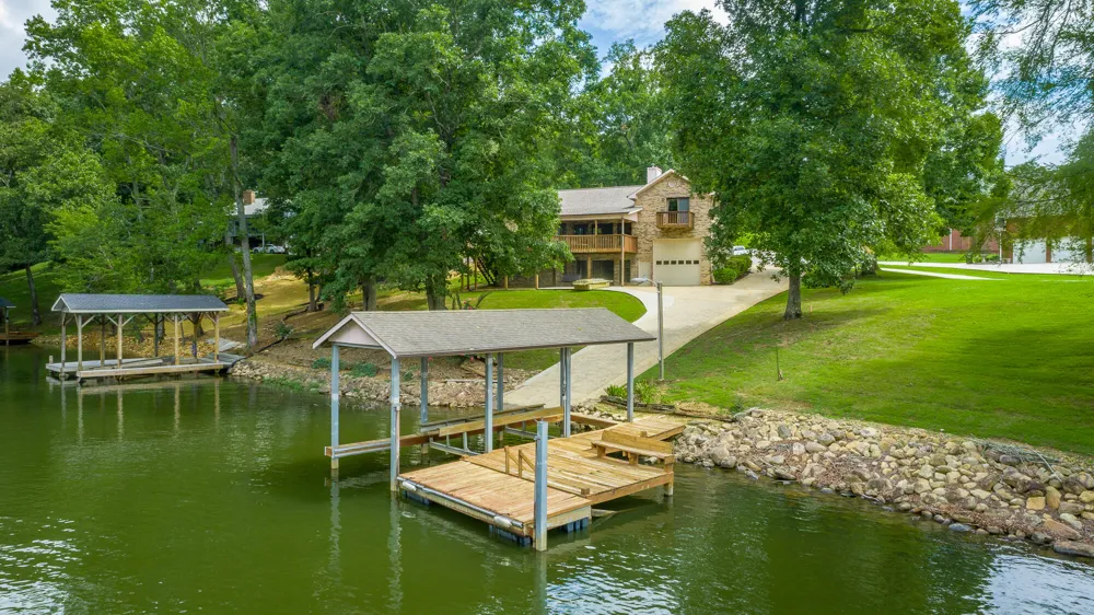 12003 Oak Cove Lane Soddy Daisy, TN 37379