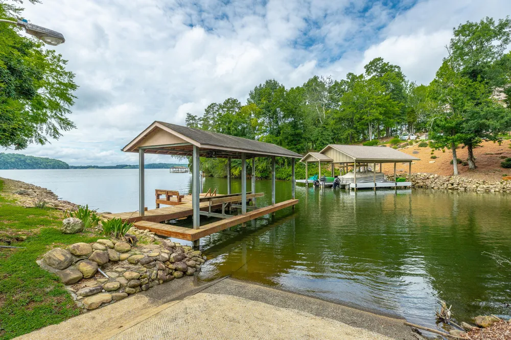 12003 Oak Cove Lane Soddy Daisy, TN 37379