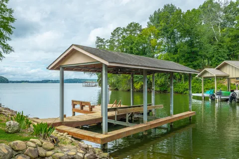 12003 Oak Cove Lane