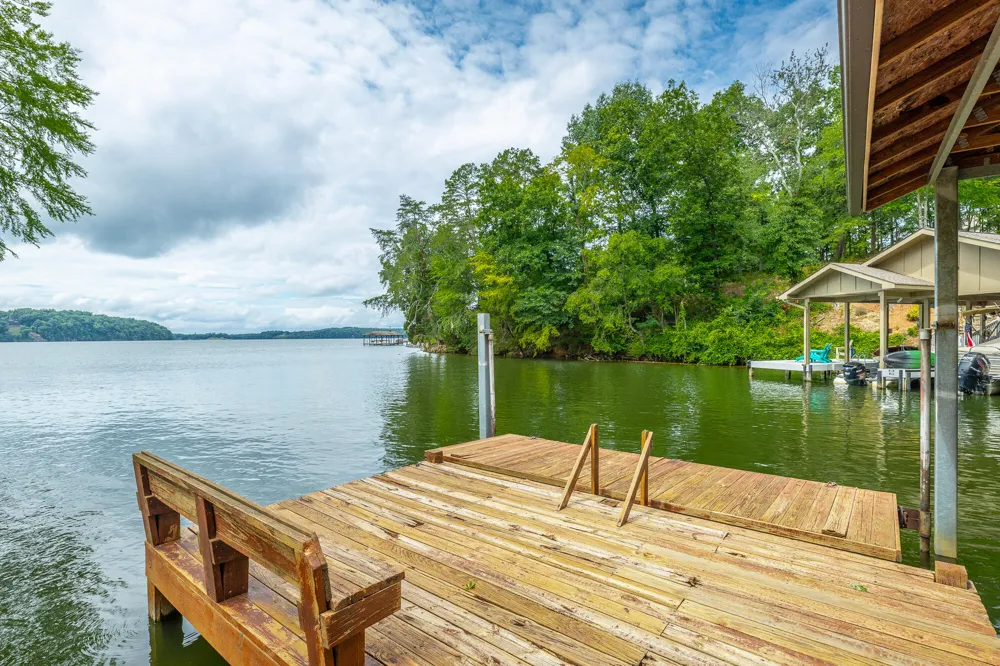 12003 Oak Cove Lane Soddy Daisy, TN 37379