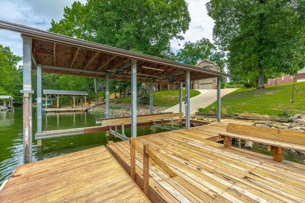 12003 Oak Cove Lane Soddy Daisy, TN 37379