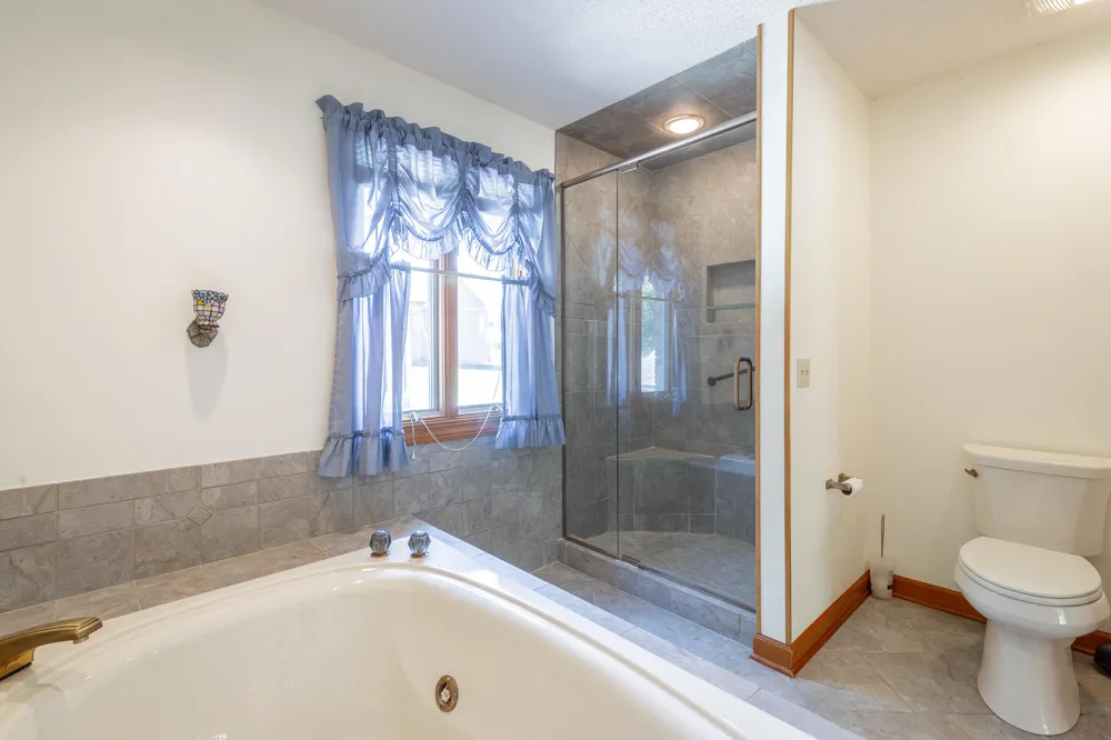 12003 Oak Cove Lane Soddy Daisy, TN 37379