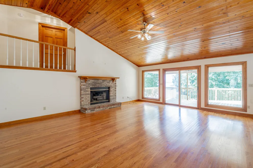 12003 Oak Cove Lane Soddy Daisy, TN 37379