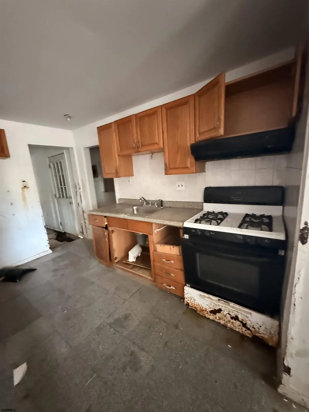 201 Fox Pl Pleasantville, NJ 08232