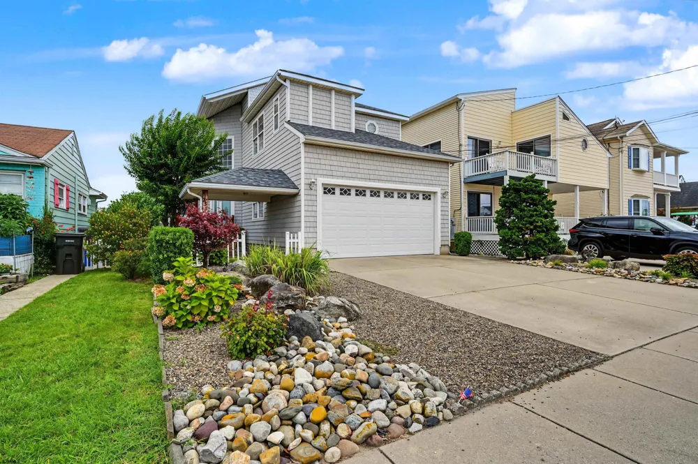 231 S 10th St Brigantine, NJ 08203