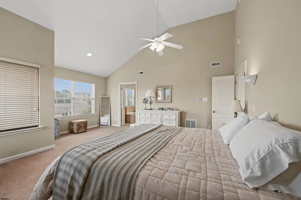 231 S 10th St Brigantine, NJ 08203